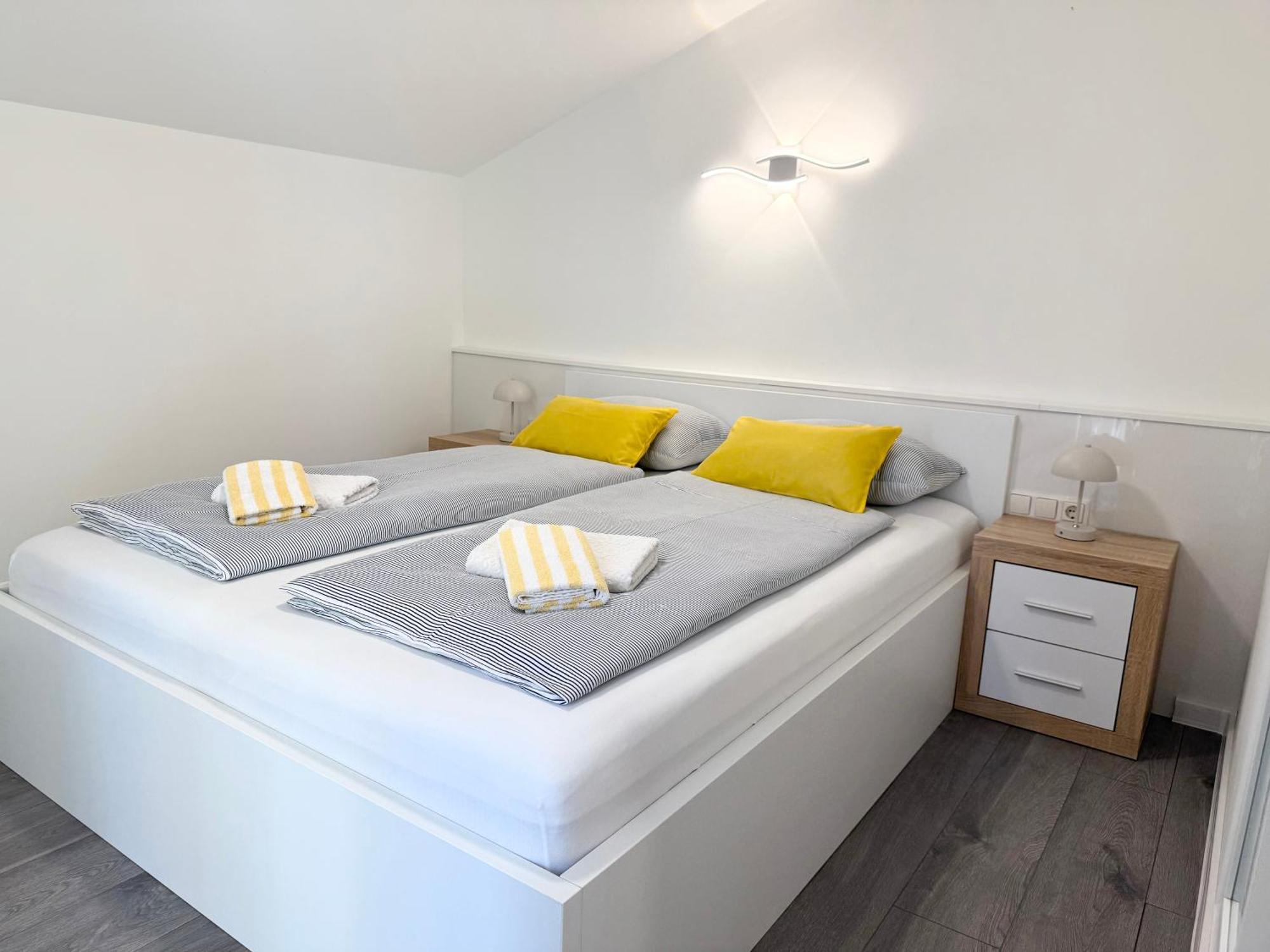 Apartments Antic 1 普耶斯察纳乌瓦拉 外观 照片